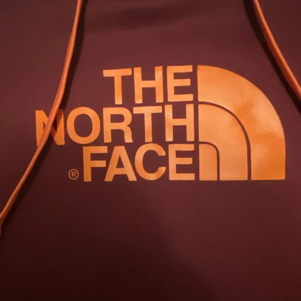The North Face Men's Burgundy Pullover Hoodie L/G Polyester Pockets Logo